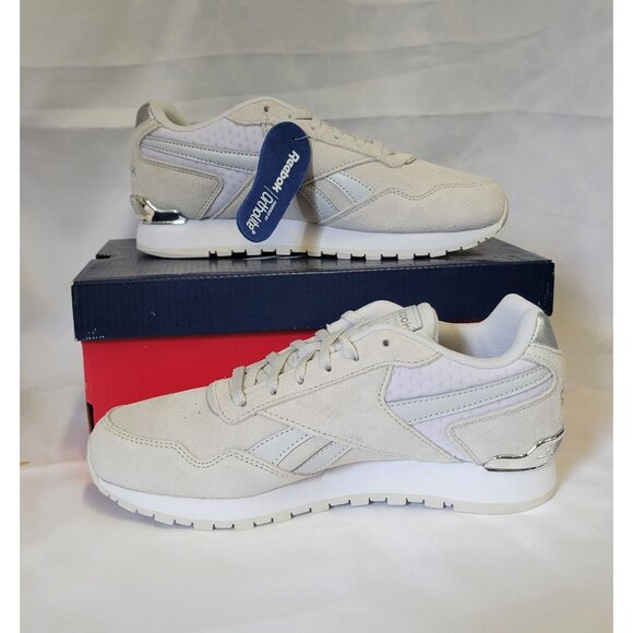 Reebok Shoes - NWT NIB Reebok Harman classics womans size 7 laced running shoes